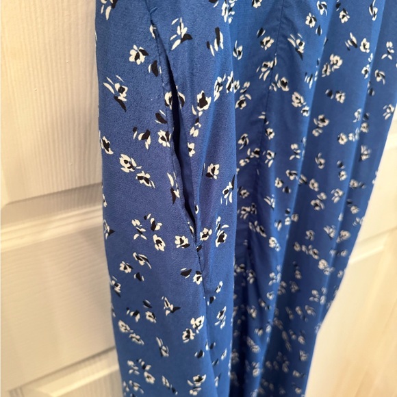 Gap Blue Floral Sundress - Picture 5 of 5